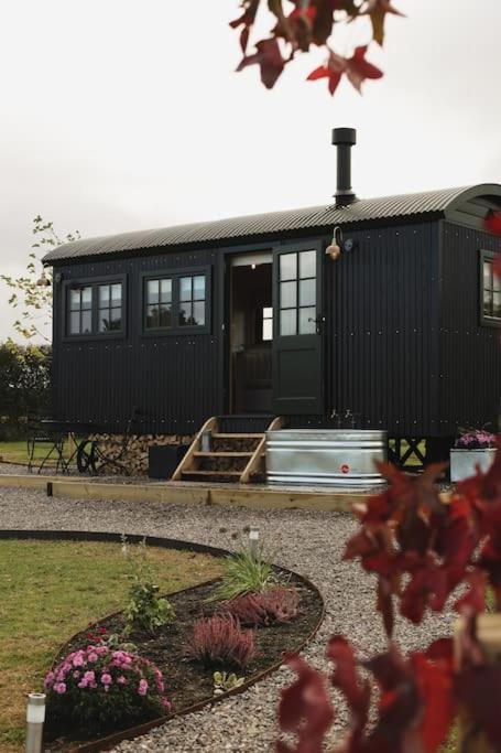 The Winford Retreat Villa Exterior photo