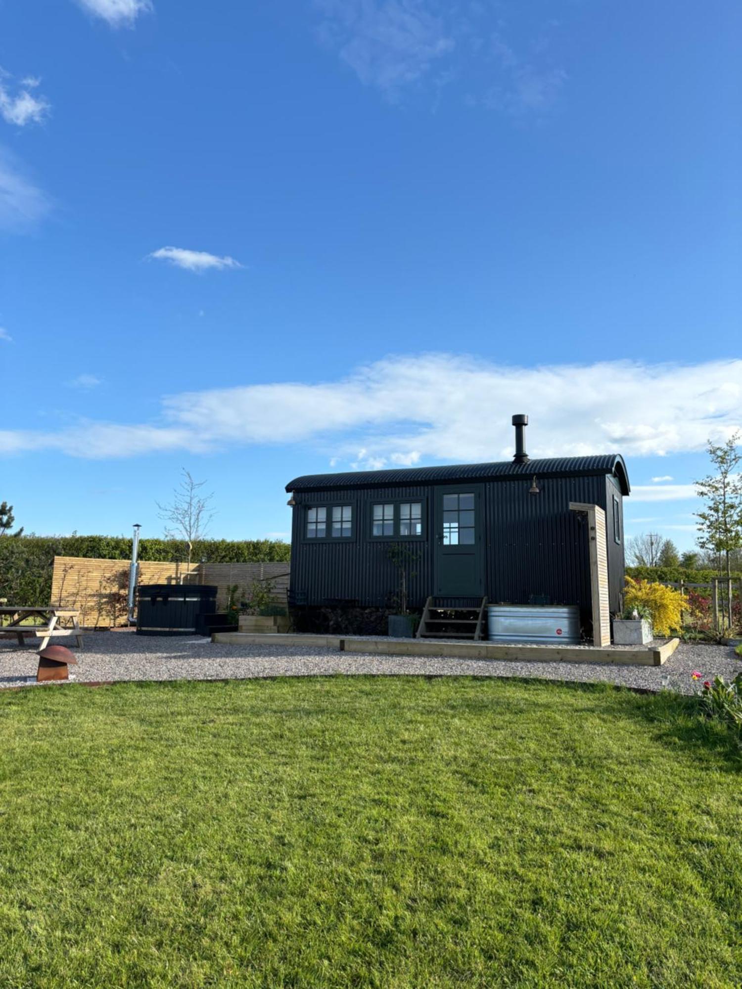 The Winford Retreat Villa Exterior photo